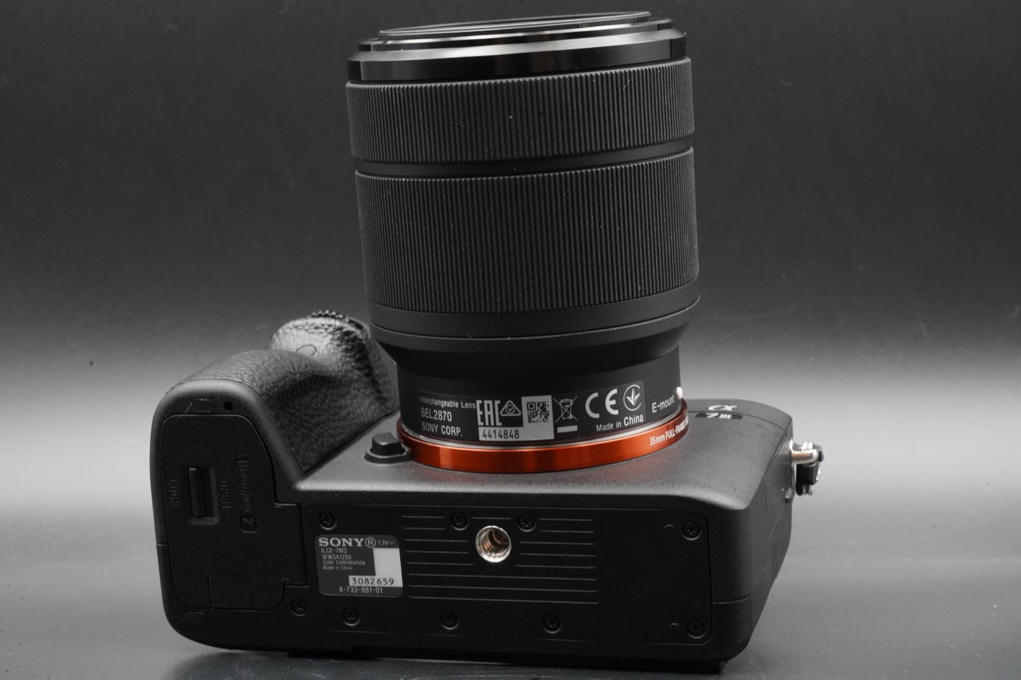 Sony Alpha a7 III ILCE-7M3 Mirrorless Digital Camera w/ FE 28-70 Lens 10681