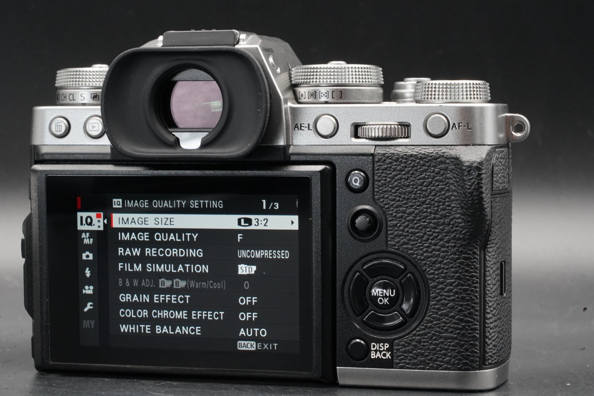 Fujifilm X-T3 Mirrorless Digital Camera Silver Body Only -38 cuts- #11444