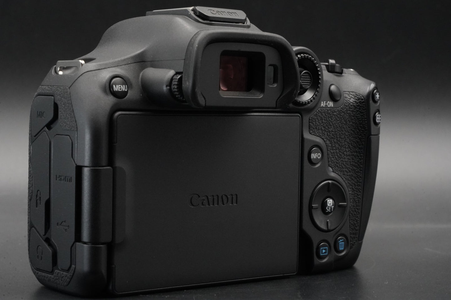 Canon EOS R7 Mirrorless Digital Camera US DUTY PAID 10818