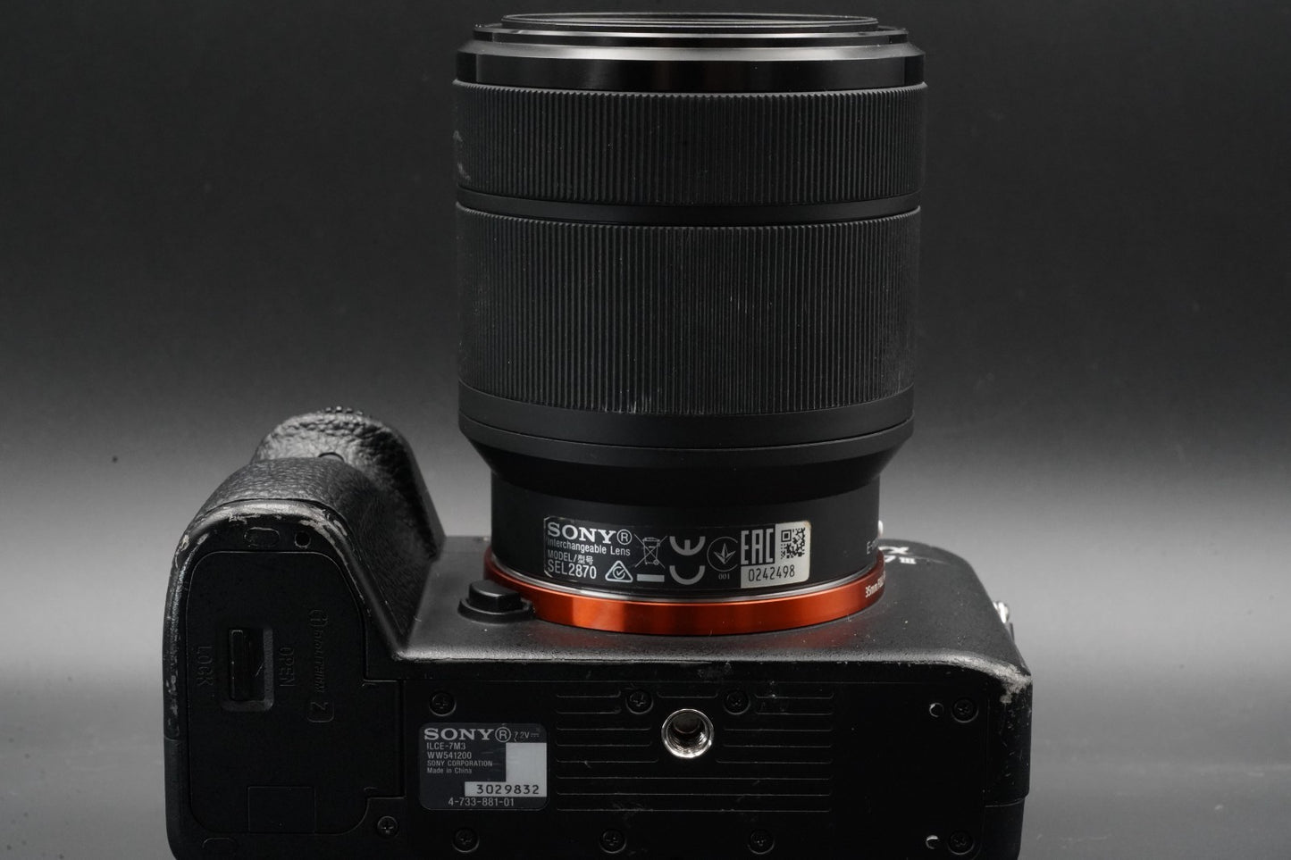 Sony Alpha a7 III ILCE-7M3 Mirrorless Digital Camera w/ FE 28-70 Lens 10678