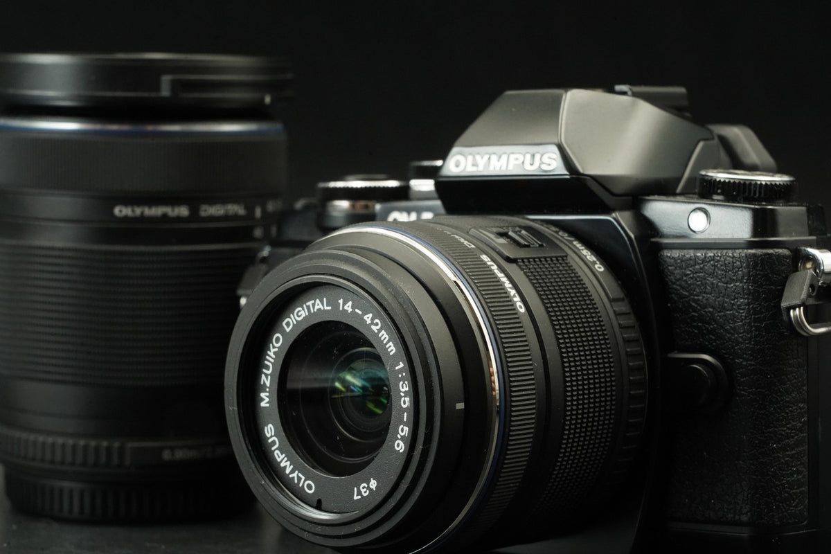 Olympus OM-D E-M10 Camera + 14-42mm + 40-150mm 2 Lens -6668 cuts- #12393