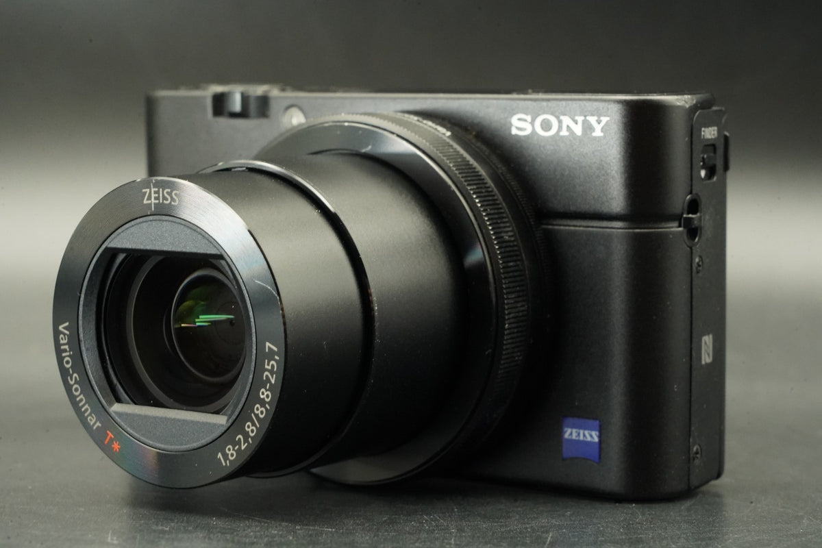 Sony Cyber-shot DSC-RX100M3 III Point Shoot Digital Camera #11943