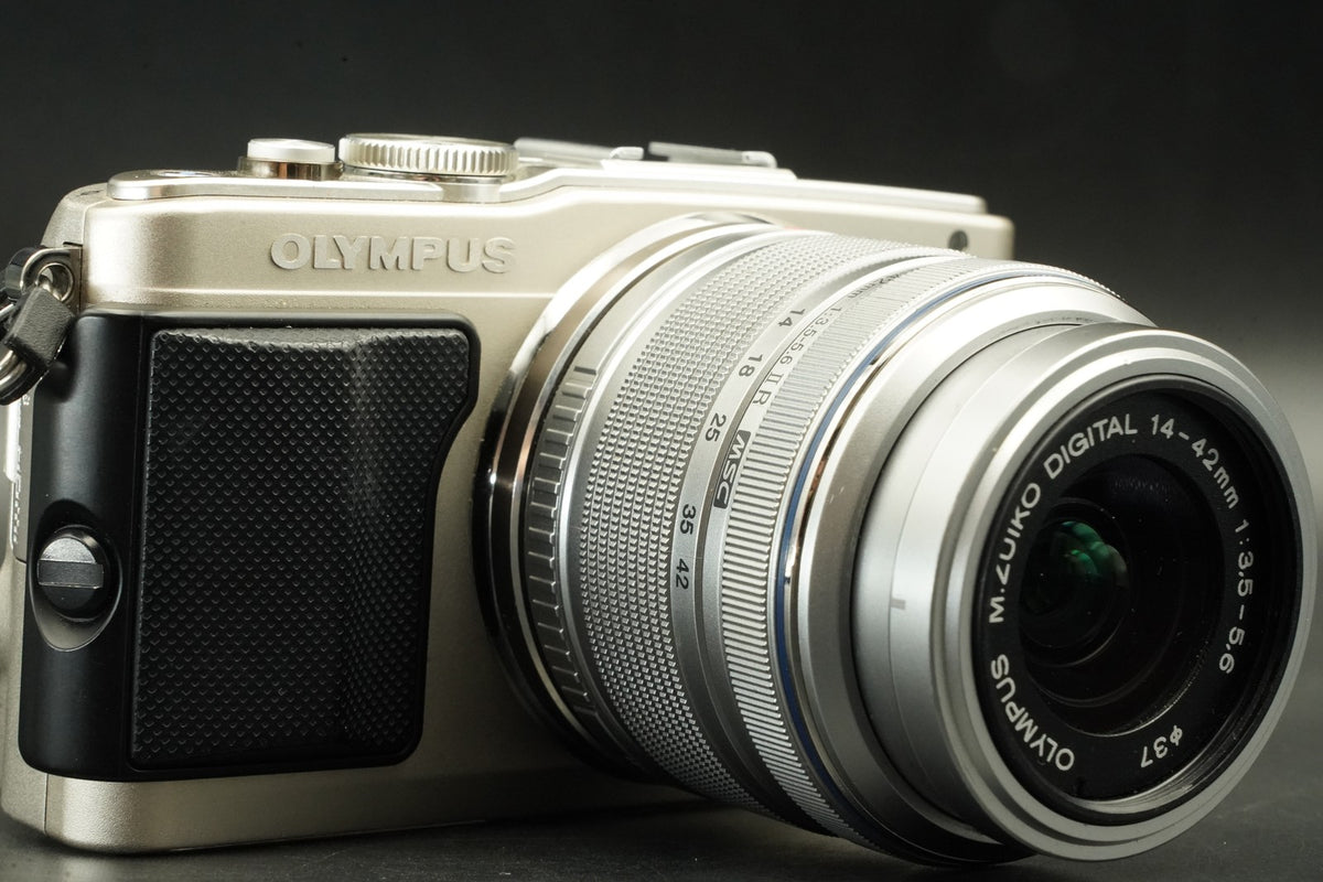 Olympus Pen Lite E-PL6 Silver with 14-42mm + 40-150mm Lens -6425 cut- #12234