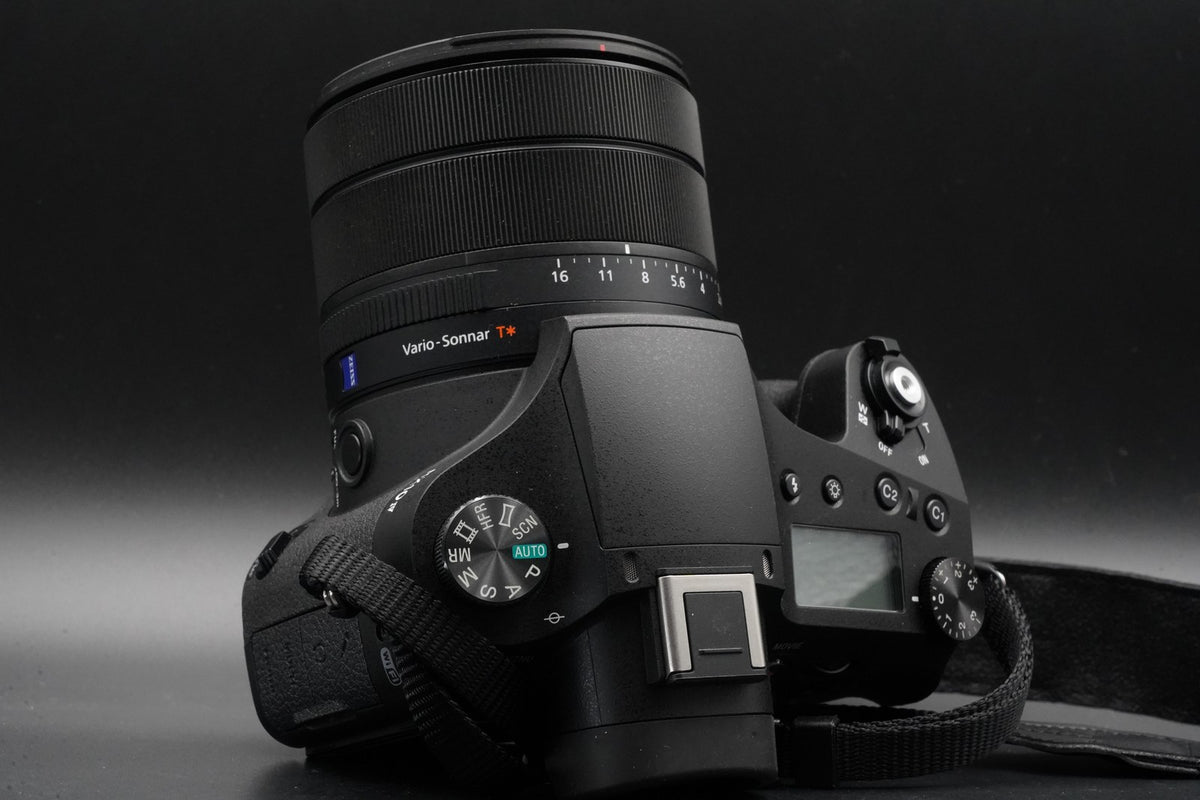 Sony Cyber-Shot RX10 IV 20.1MP Digital Camera DSC-RX10M4 ALMOST UNUSED #10936