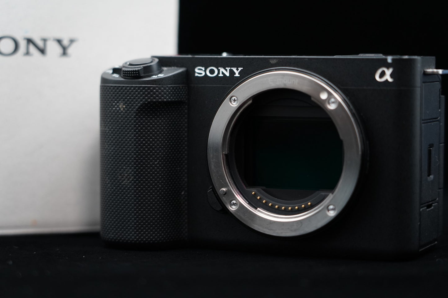 [ALMOST UNUSED] Sony Alpha ZV-E1 4K UHD Mirrorless Camera English OK 11218