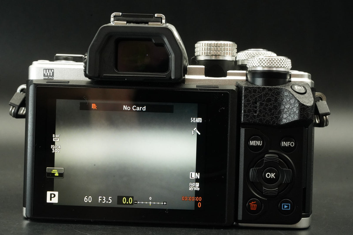Olympus OM-D E-M10 Mark II Silver w/ 14-42mm + 40-150mm Lens -872 cut- #12315