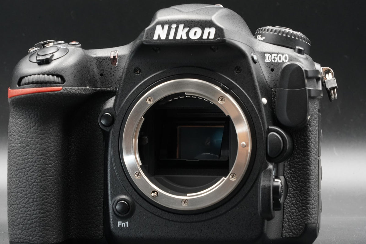 Nikon D500 20.9MP Digital SLR Camera Body US STOCK #11273