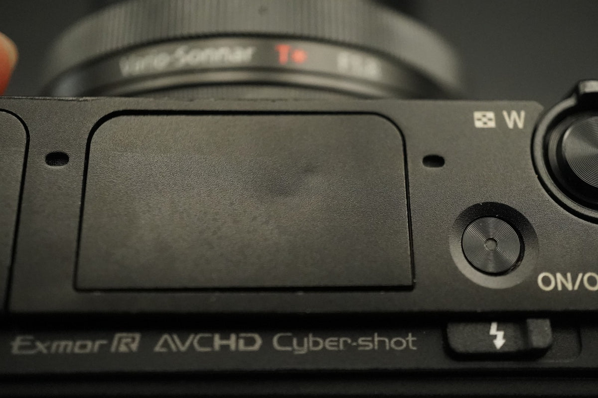Sony Cyber-shot DSC-RX100 III M3 Point Shoot Digital Camera US STOCK #11554
