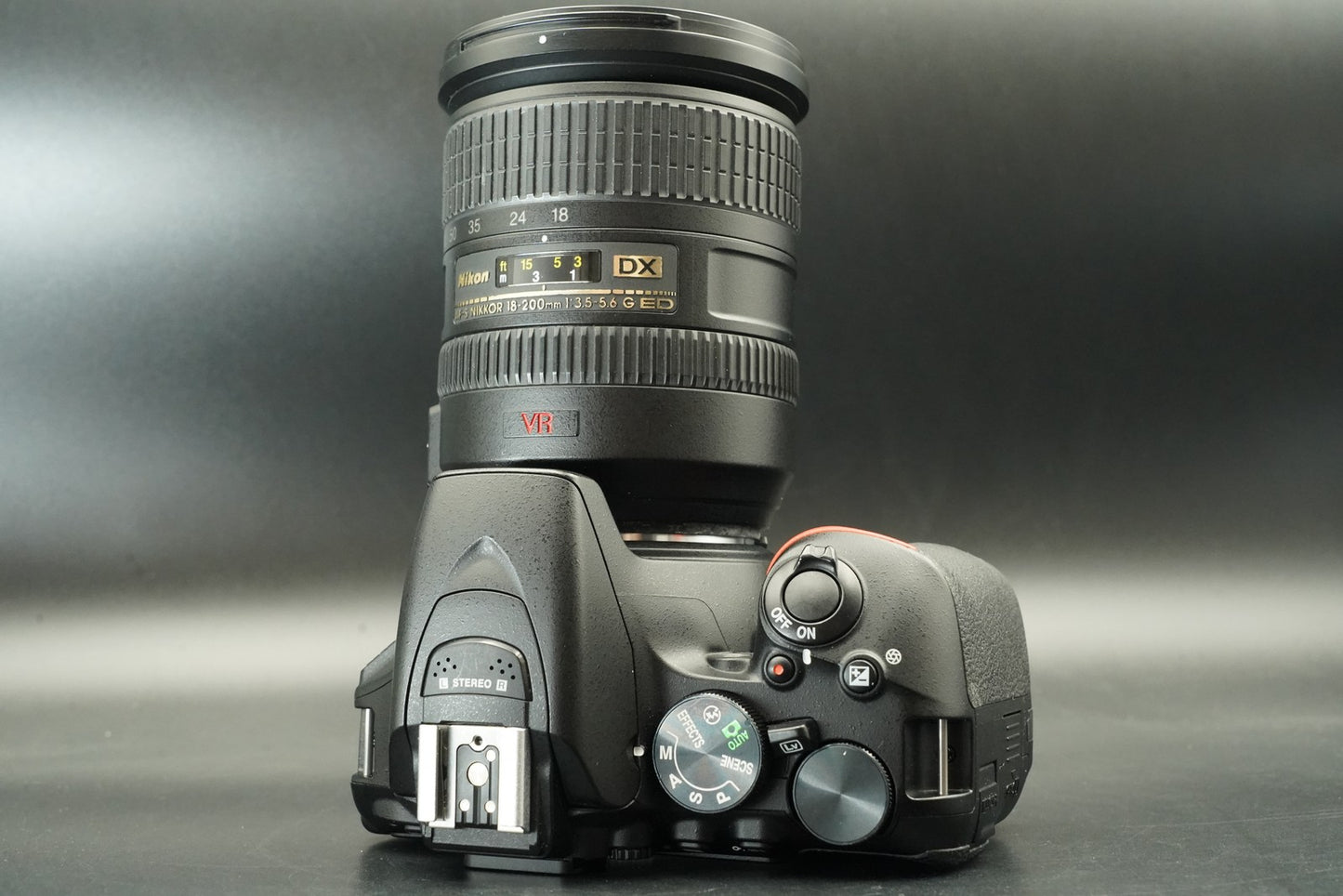 Nikon D5500 DSLR Digital Camera with AF-S 18-200mm Lens -12963 cuts- #11518