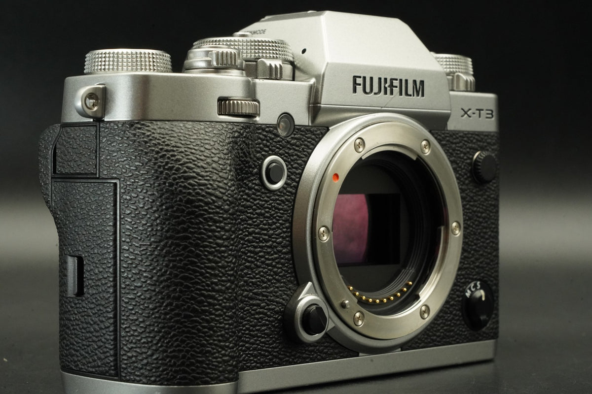 Fujifilm X-T3 Mirrorless Digital Camera Silver Body Only -703 cuts- #12329