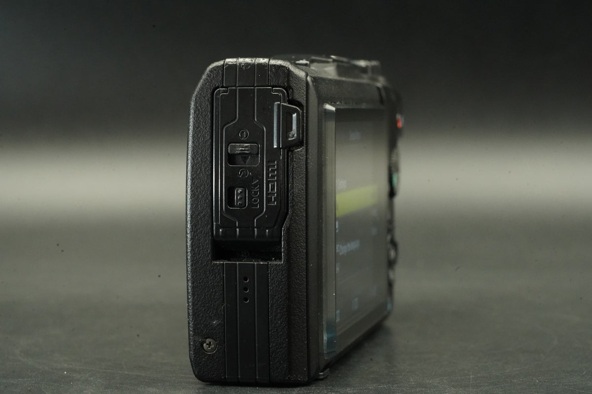 Olympus Tough TG-6 Black Waterproof Digital Camera 12MP -5250 cuts- #12467