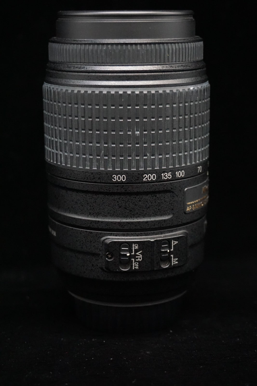 Nikon AF-S DX NIKKOR 55-300mm F/4.5-5.6 G ED VR Lens 10687-90 710-12