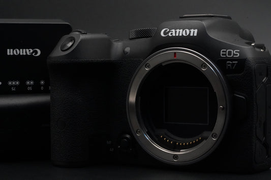 Canon EOS R7 Mirrorless Digital Camera US DUTY PAID 10406