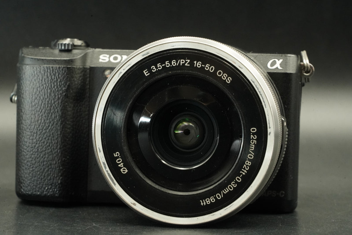 Sony Alpha a5100 Mirrorless Digital Camera w/ Lens Black -31000 cuts- #12535
