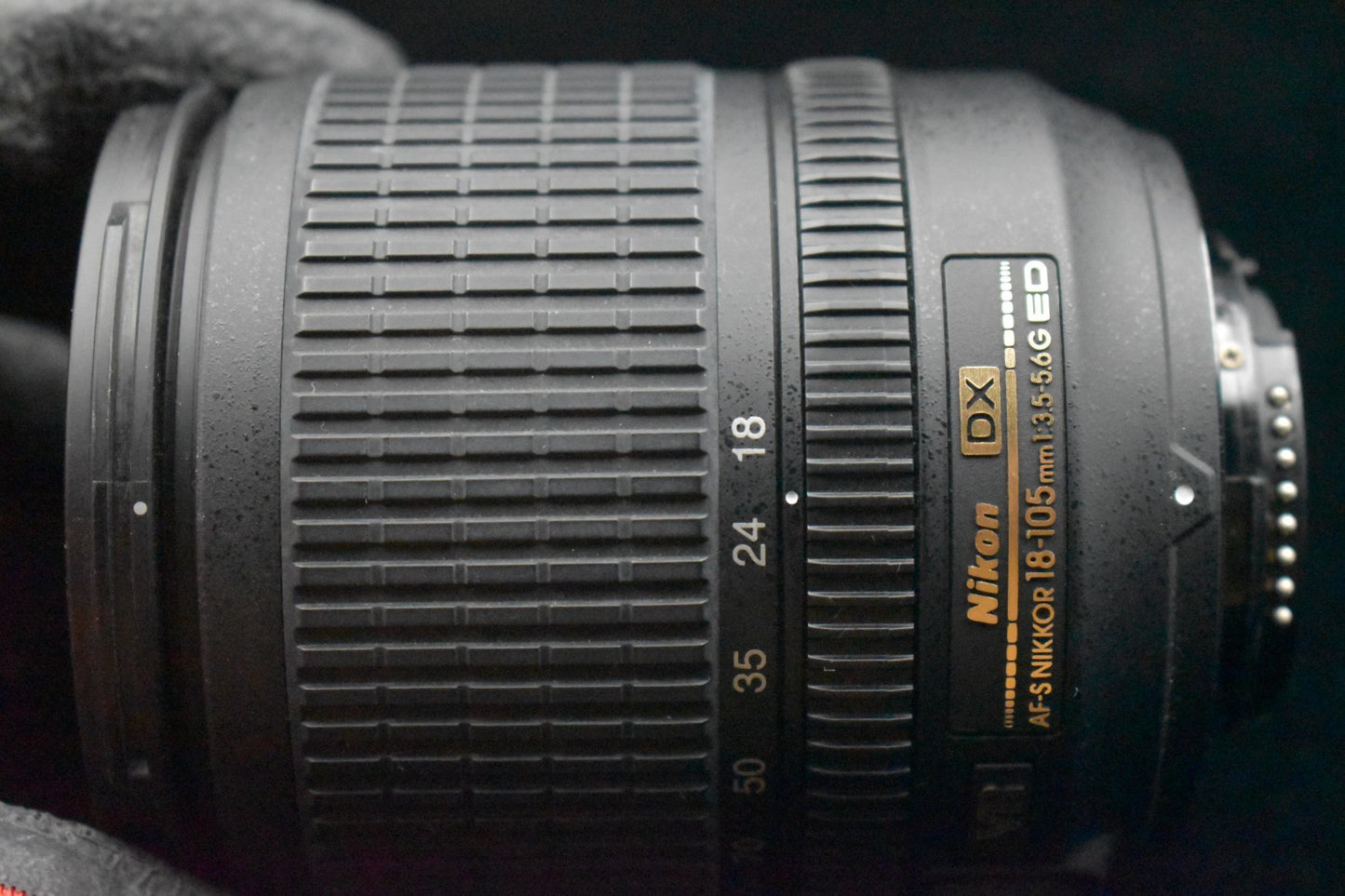 Nikon AF-S DX NIKKOR 18-105mm f/3.5-5.6G ED VR Zoom Lens US Duty Paid #9380