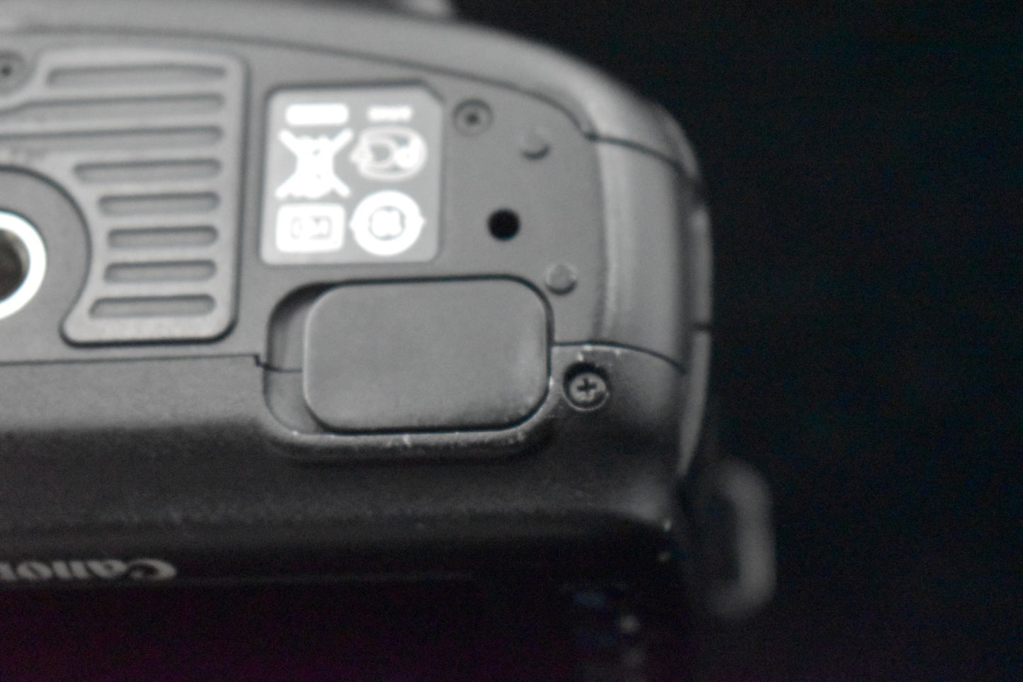 [US Duty Paid] Canon EOS 7D DSLR Digital Professional Camera From Japan 8620