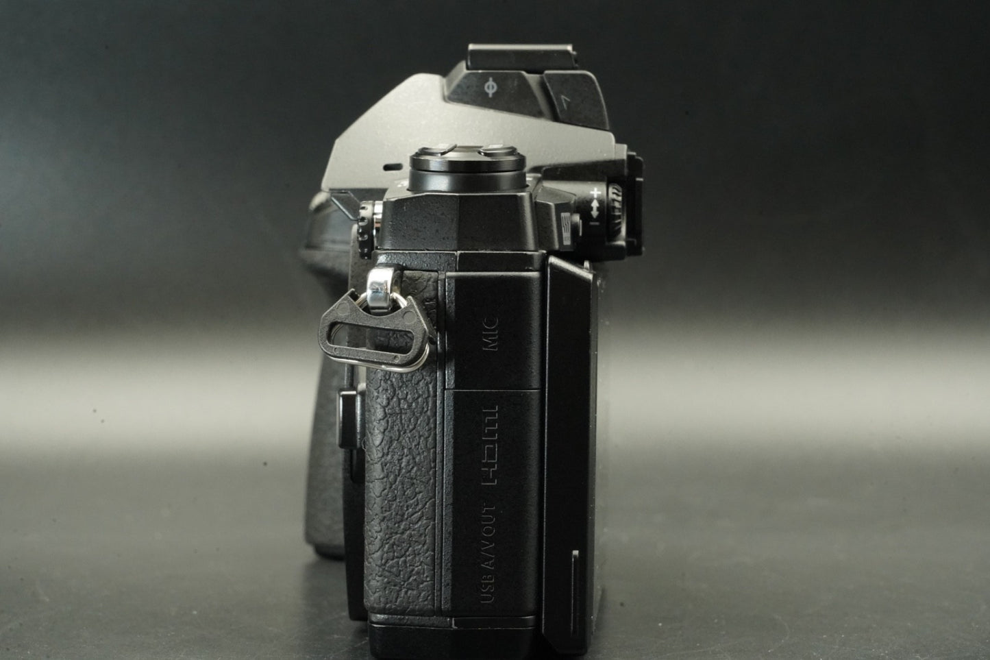 Olympus OM-D E-M1 Digital Camera Black Body -7429 cuts- #11814