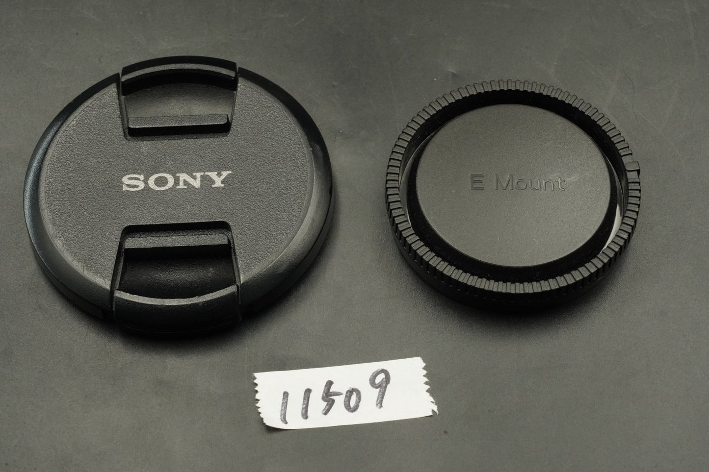 SONY FE 70-200mm F/4 G OSS SEL70200G for SONY E mount ALMOST UNUSED 11509