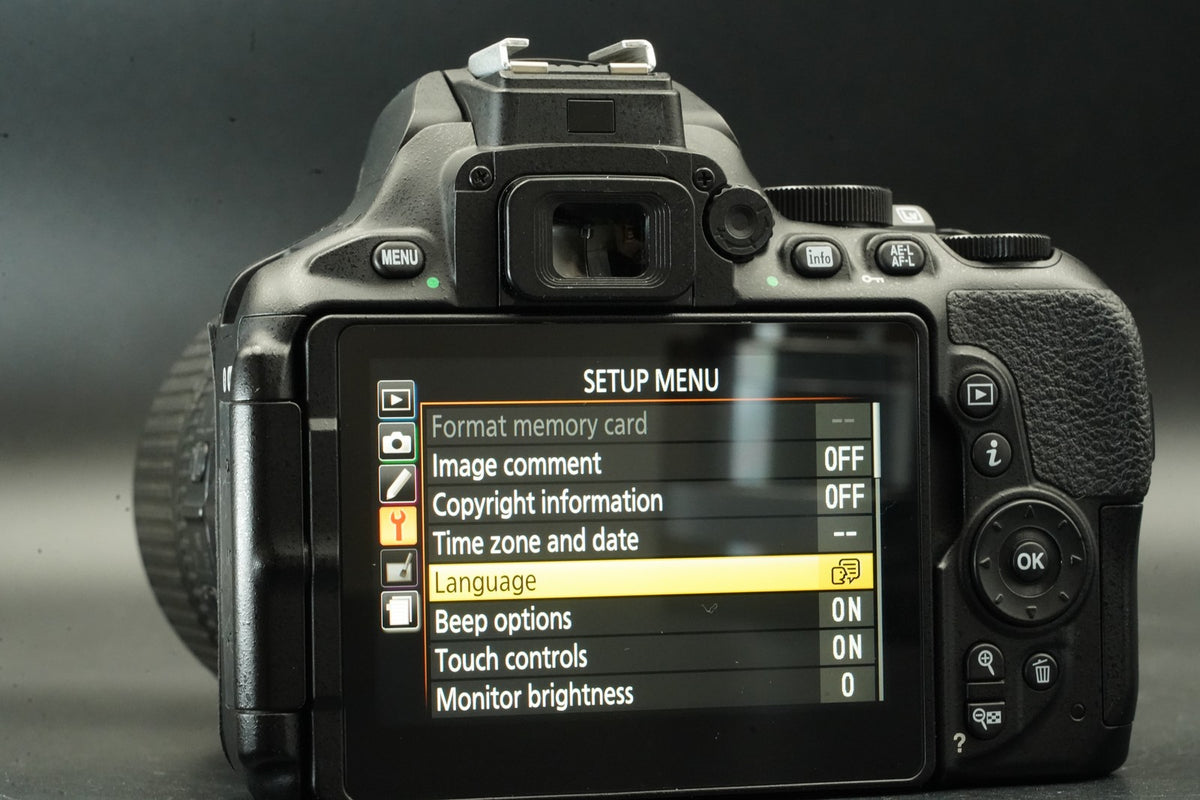 Nikon D5600 DSLR Camera w/ AF-S 18-140mm f/ 3.5-5.6 G ED VR -13671 cuts- #11854