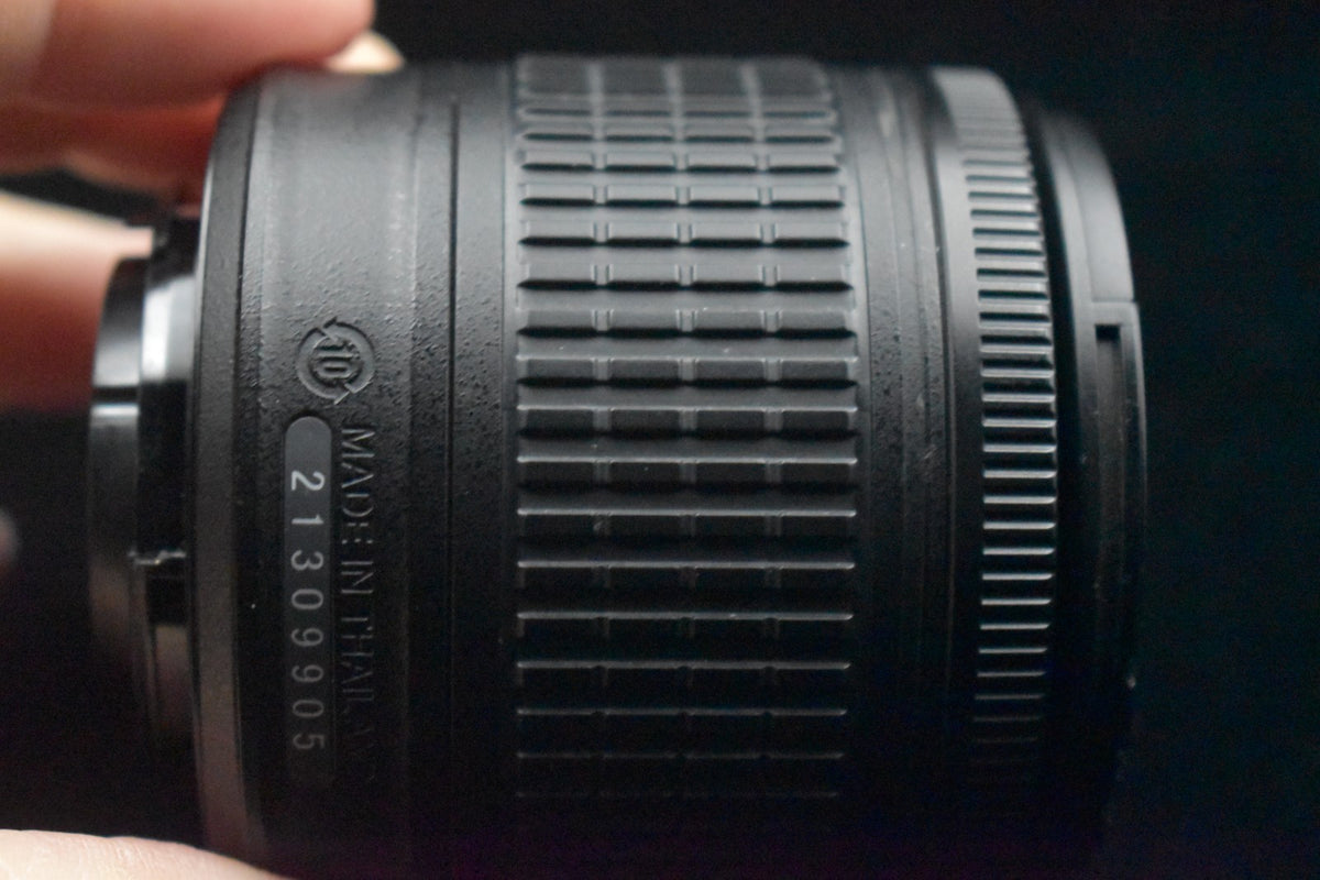 [US Duty Paid] Cámara de video digital Nikon D5300 24,2 MP DSLR con lente 9113