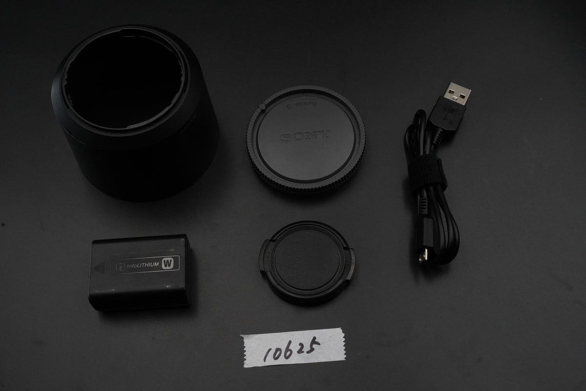 Sony Alpha ZV-E10 Mirrorless Vlog Camera with 2 Lenses Black #10625