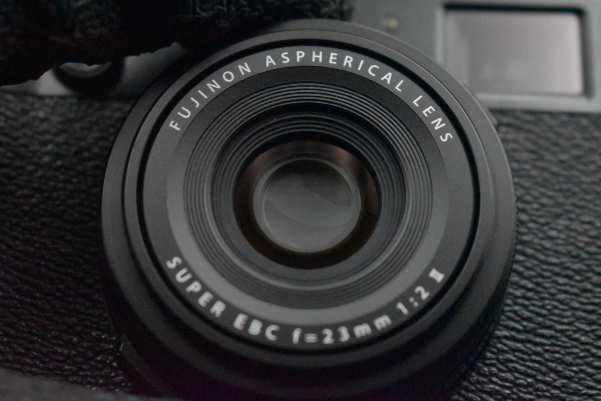 [US Duty Paid] Fujifilm Fuji X100V kompakte digitale Videokamera schwarz 9258