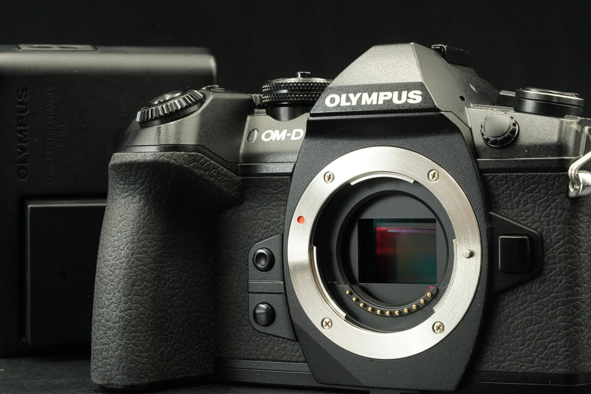 Olympus OM-D E-M1 Mark II Digital Camera Black Body -95889 cut- 12333#