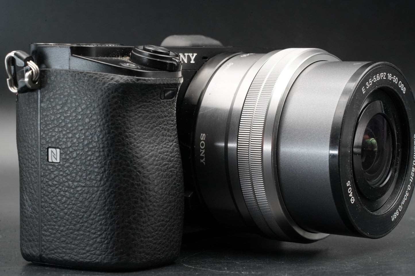 Sony alpha a6000 Digital Mirrorless Camera with Lens Black -17389 cuts- #11202