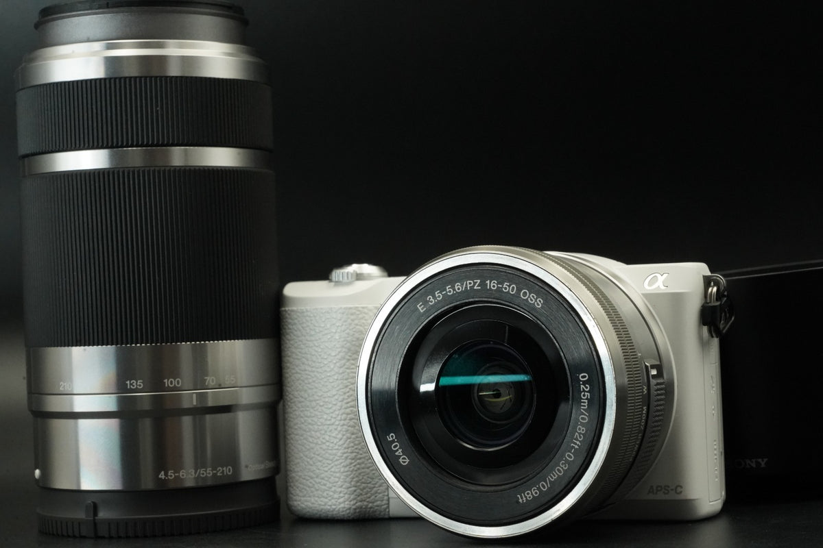 Sony Alpha a5100 Mirrorless Digital Camera White -1867 cuts- #11714