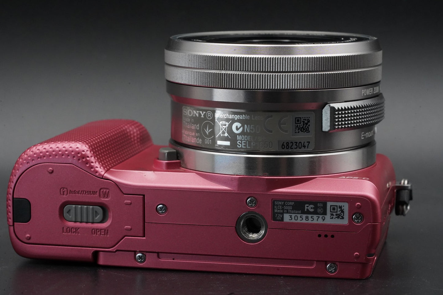 Sony Alpha a5000 Mirrorless Digital Camera with 2 Lens Pink 10738