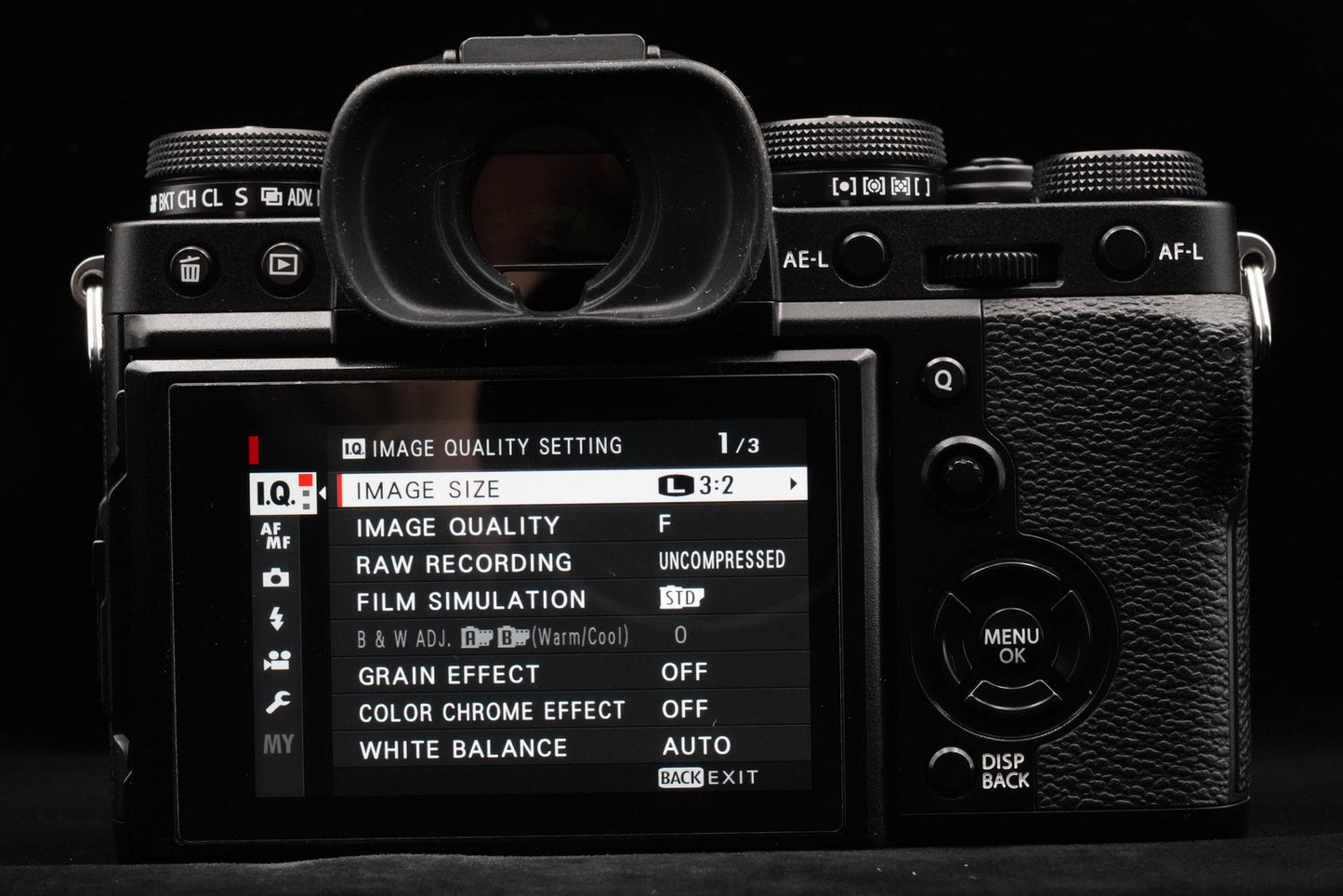 Count 1 [US Duty Paid] Fujifilm X-T3 Mirrorless Digital Camera Black 10271