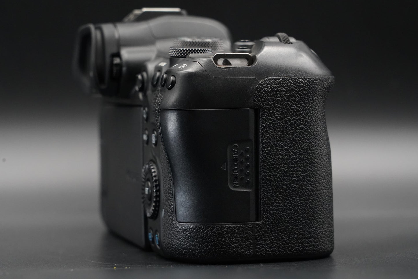 Canon EOS R6 20.1MP Mirrorless Camera US DUTY PAID 10630