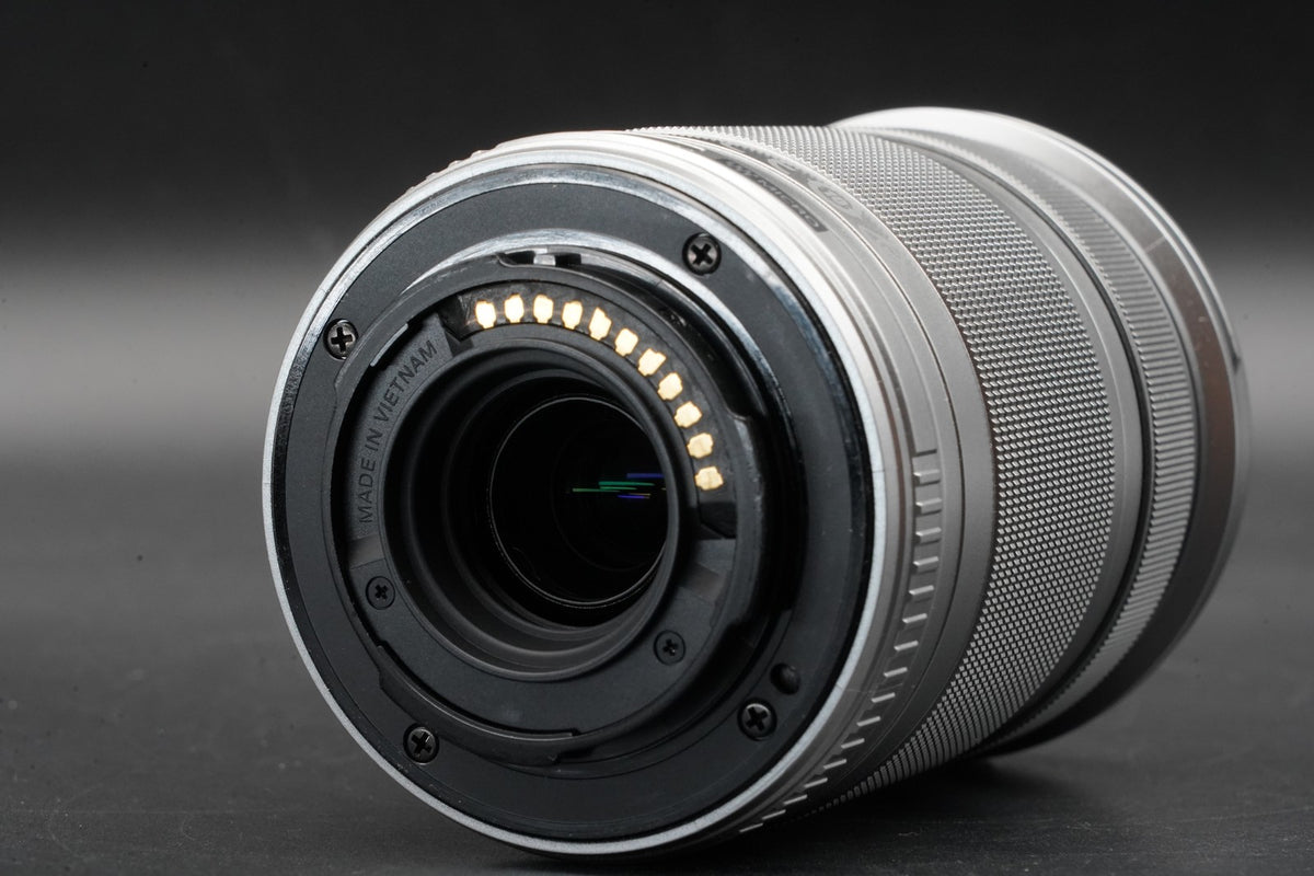 Olympus E-PL8 w/ 40-150mm Lens Digital Camera -1444 cuts- [] US STOCK #11261