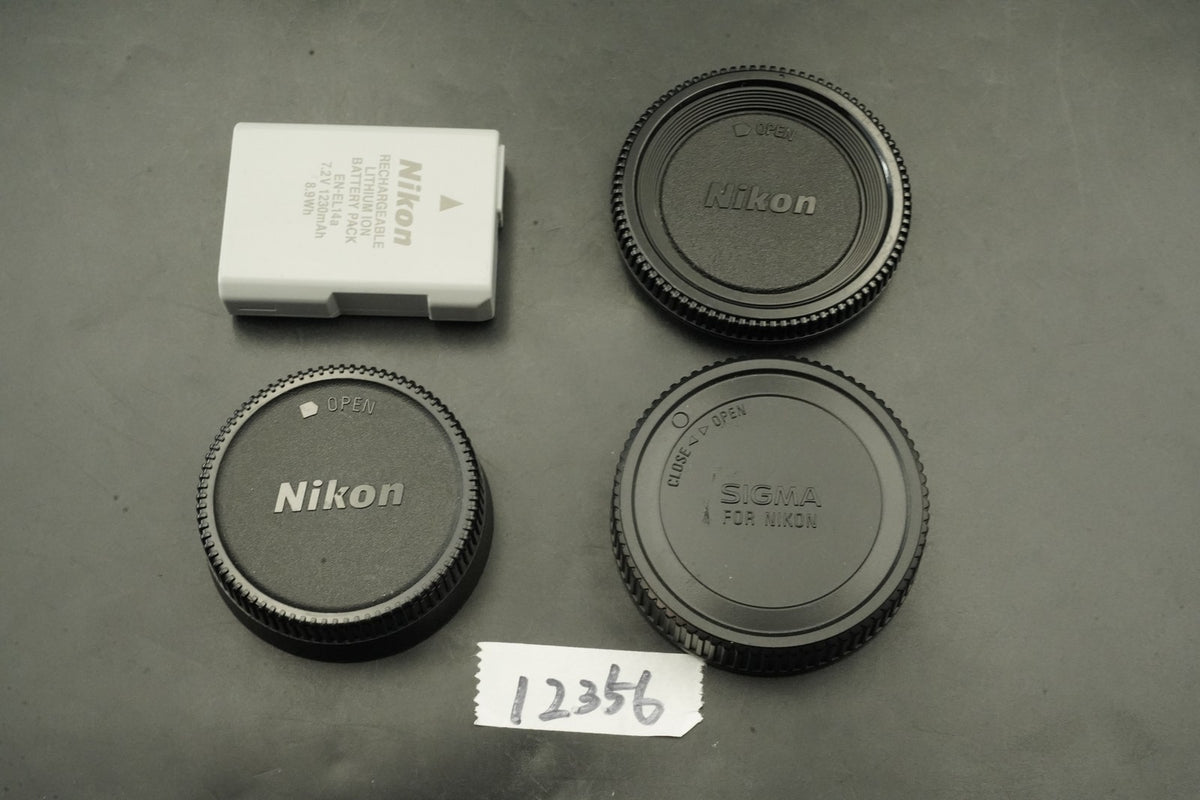 Nikon D5600 DSLR Camera w/ AF-S 18-55mm + 55-200mm Lens -8882 cuts- #12356