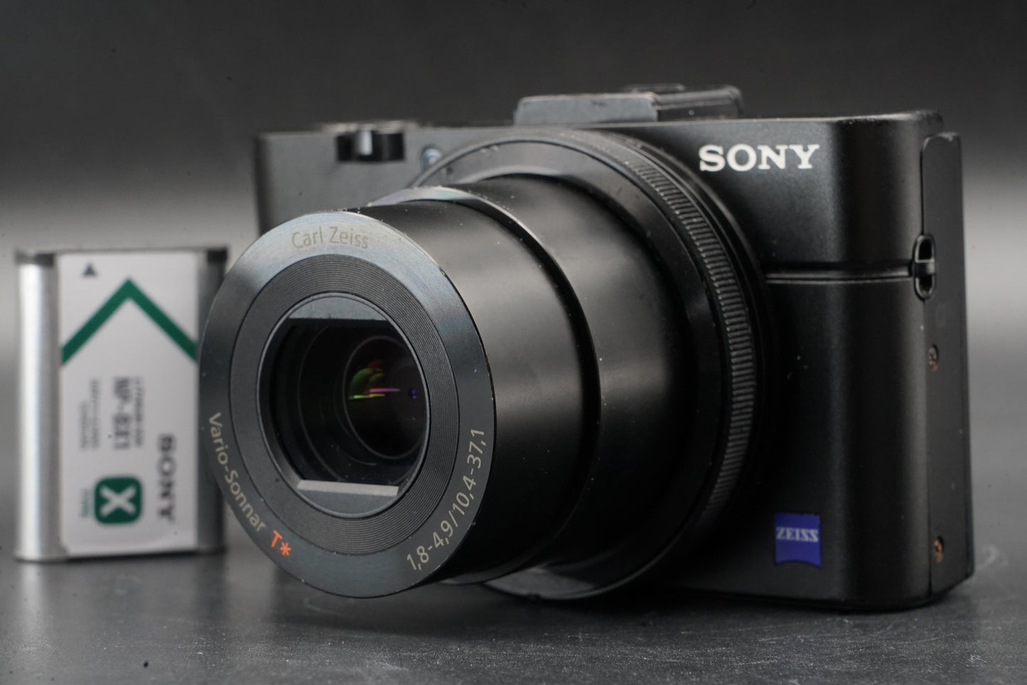Sony Cyber-shot DSC-RX100 II M2 20.2MP Digital Camera US Duty Paid 11440