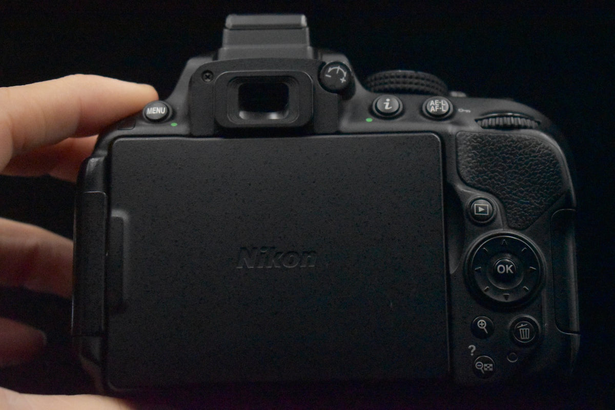 [US Duty Paid] Appareil photo numérique reflex numérique 24,2 mégapixels...