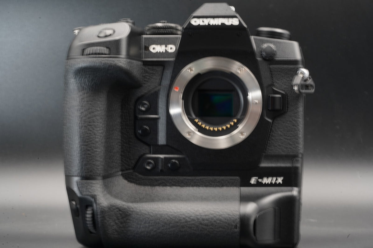 Olympus OM-D E-M1X 20.4MP Mirrorless Digital Camera body -1866 cuts- #11098