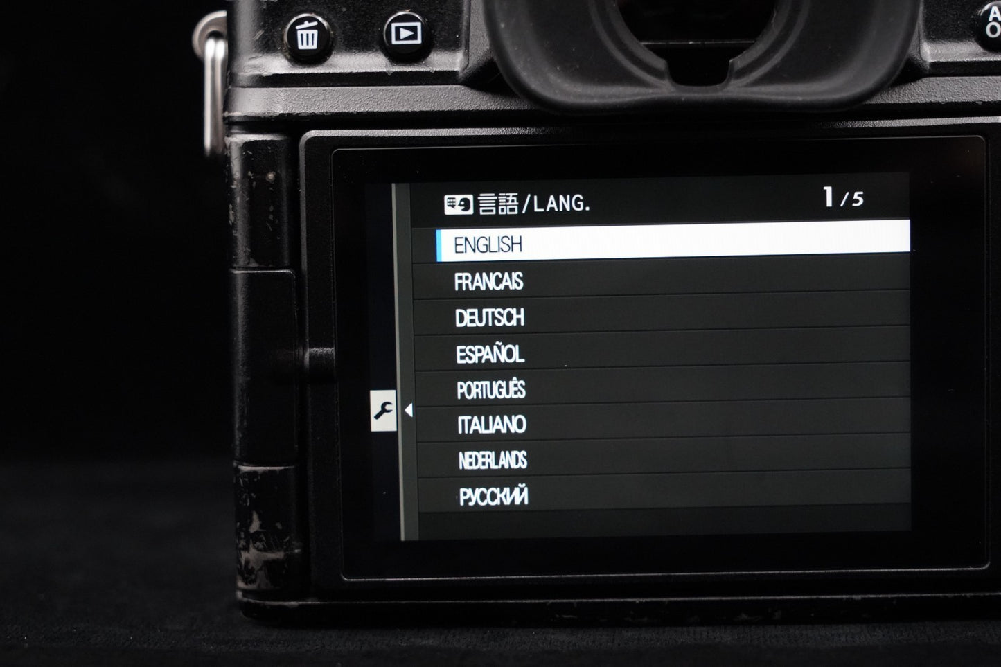 Fujifilm X-T4 Mirrorless Camera Body 26.1MP Black US Duty Paid 9652
