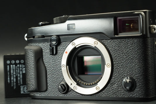 Fujifilm X-Pro2 24.3MP Mirrorless Digital Camera Body Black -1001 cuts- #12158