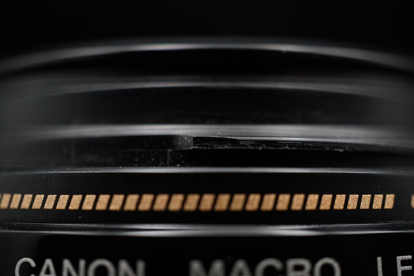 Canon EF 100mm f/2.8 Macro USM Prime Lens US Duty Paid 10725