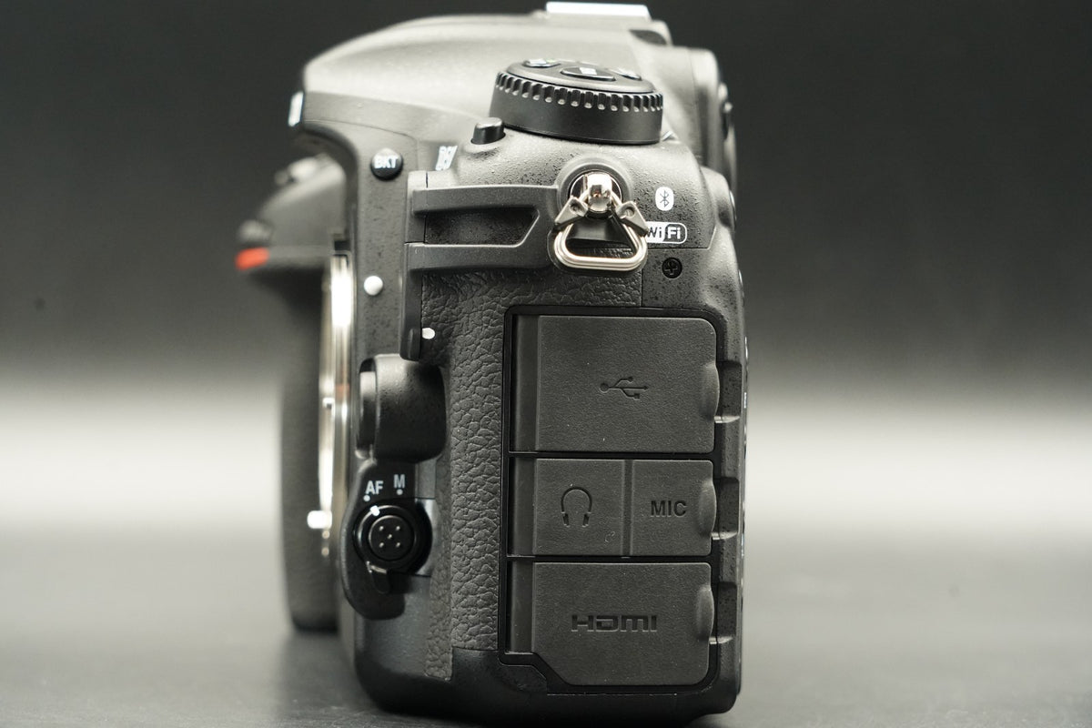 Nikon D500 20.9MP Digital SLR Camera Body -6% cuts- #11599