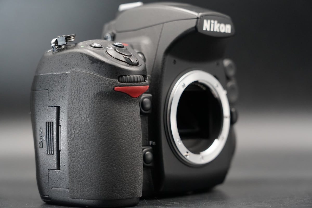 Nikon D700 12.1 MP DSLR Digital Video Camera Used US STOCK #11121