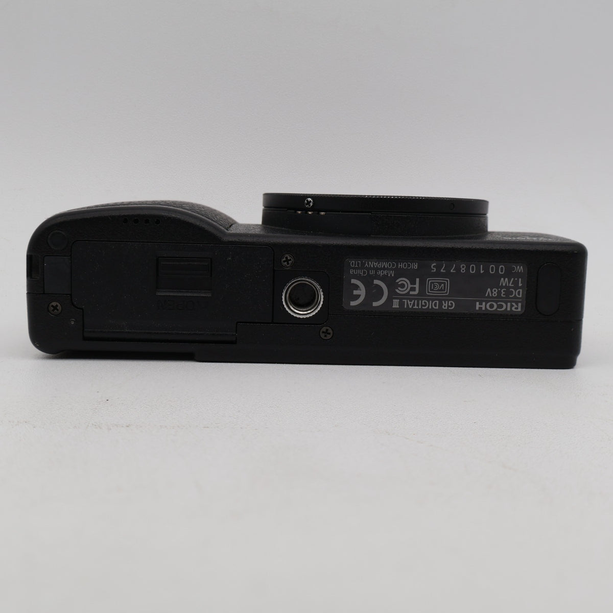 Ricoh GR Digital III 3 10.0MP Digital Camera 2026JNE-R0004 US STOCK