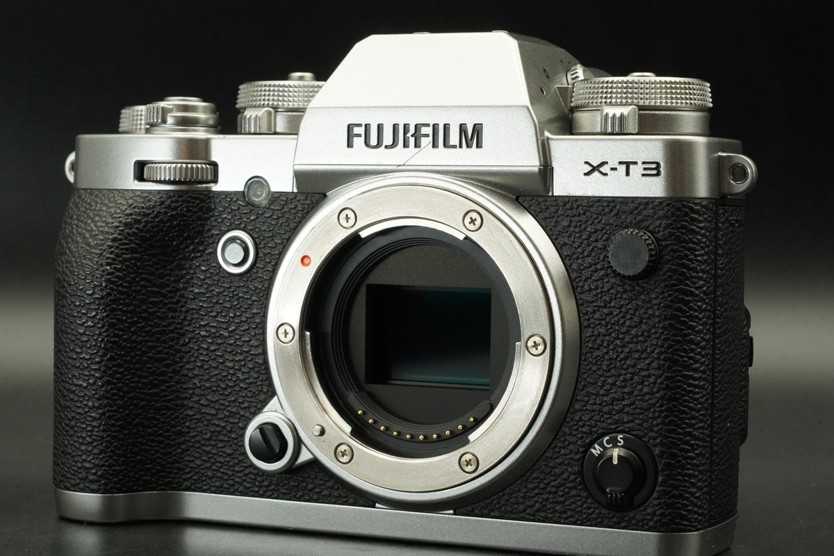 Fujifilm X-T3 Mirrorless Digital Camera Silver Body Only -703 cuts- #12329