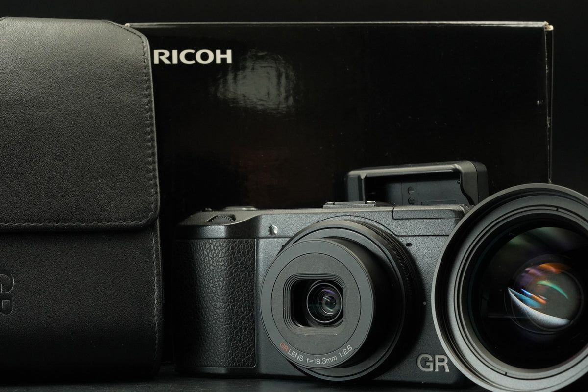 RICOH GR 16.2MP Digital Compact Camera Black -4099 cuts- #11764