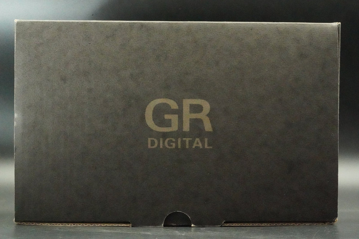 RICOH GR DIGITAL II 10.1 MP Compact Camera -5246 cuts- #12737