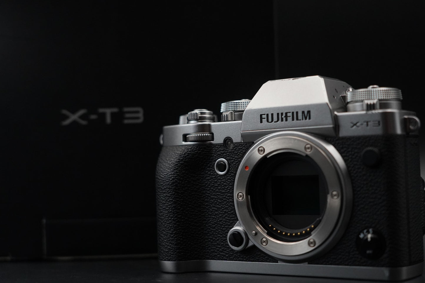 Fujifilm X-T3 Mirrorless Digital Camera Silver Body Only -11936 cuts- #10805