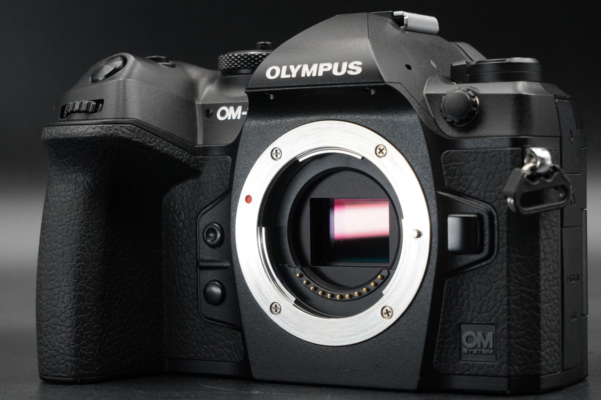 OLYMPUS OM System OM-1 Mirrorless Camera -574 cuts- US STOCK #11457