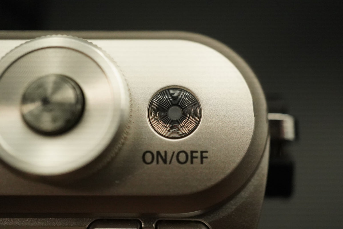 Appareil photo numérique 16,1 mégapixels OLYMPUS PEN E-PL9 avec 2 objectifs...