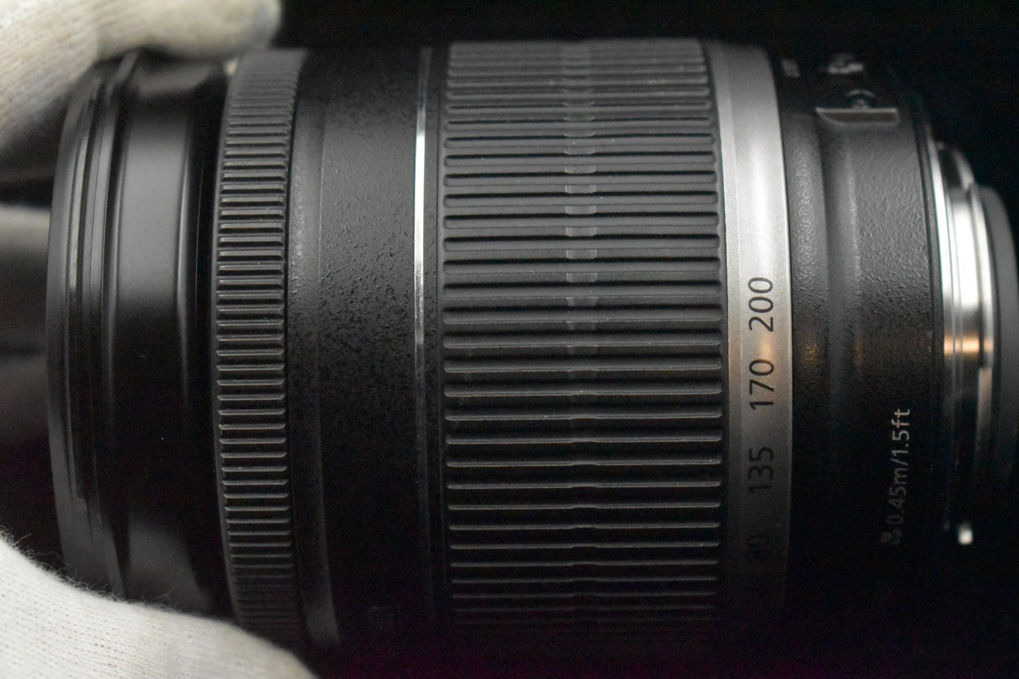 Canon EF-S 18-200mm f/3.5-5.6 IS Wide Angle Zoom AF Lens 10540-42 US Duty Paid